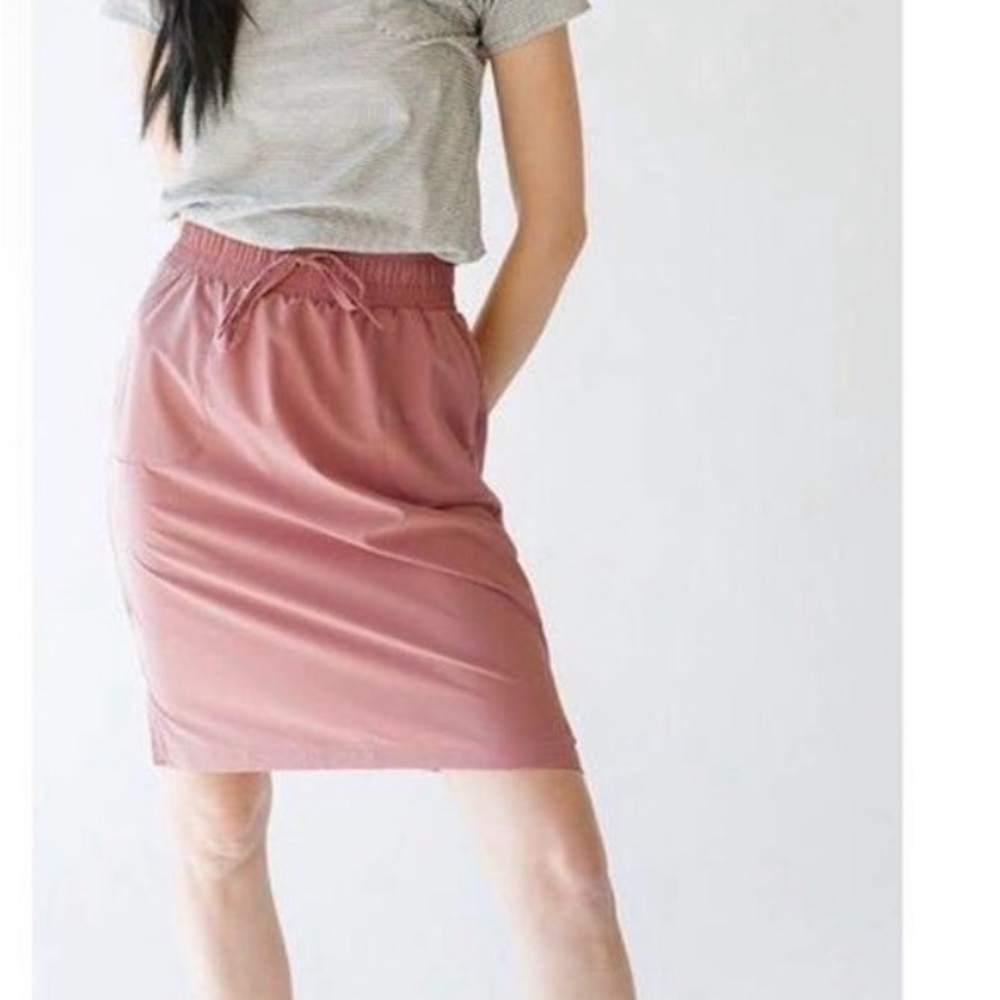 Chic Mauve Pencil Skirt for Women